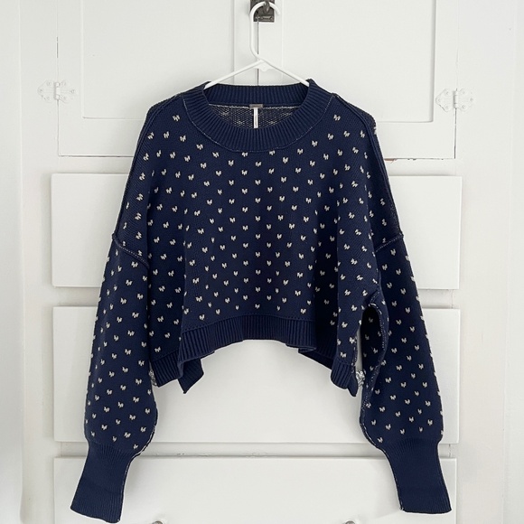 Free People Easy Street Cropped Sweater in Blue Combo Size Medium - Picture 3 of 8